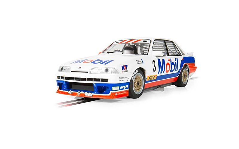 Autíčko Touring Scalextric C4549 - Holden VL Commodore - Spa 1987 - Holden Dealer Team 1:32